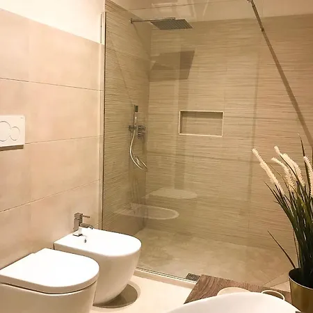 Odra Апартаменти Отранто